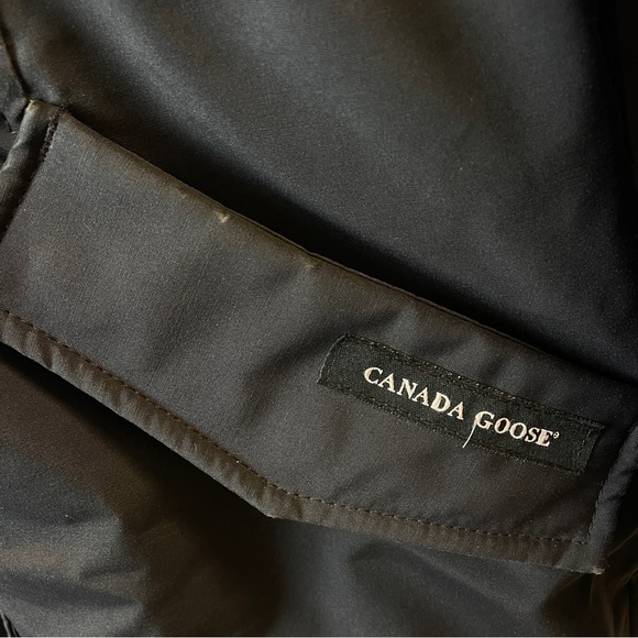 Canada Goose Rossclair Parka - Picture 6 of 13